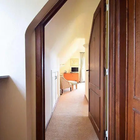 Wilgenhof ホテル 2*